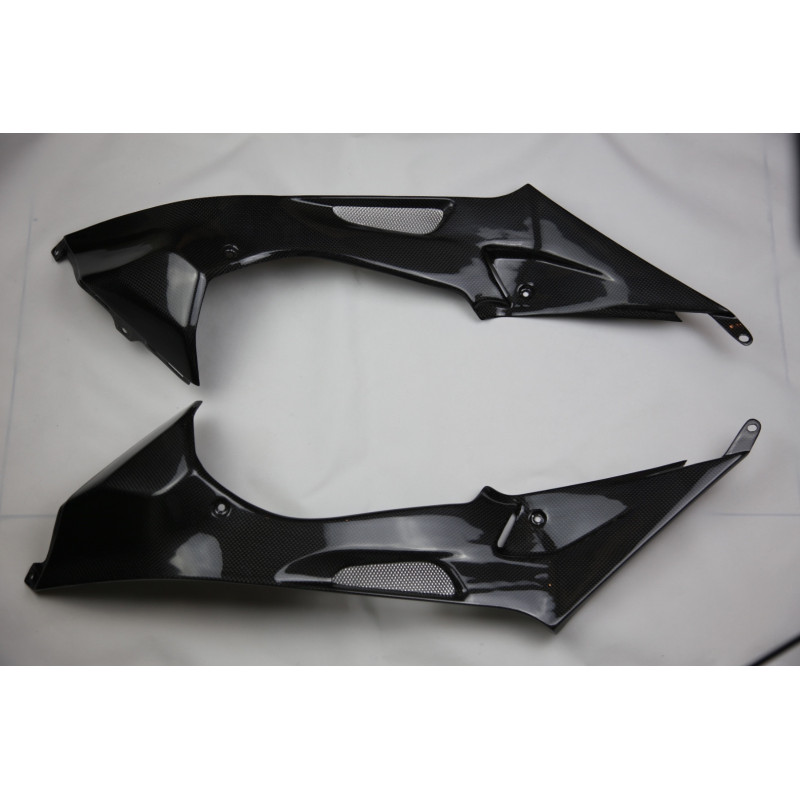 Tapas laterales del tanque en carbono BMW S1000RR