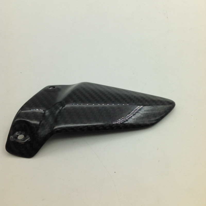 Protector de talonera de carbono Monster 821