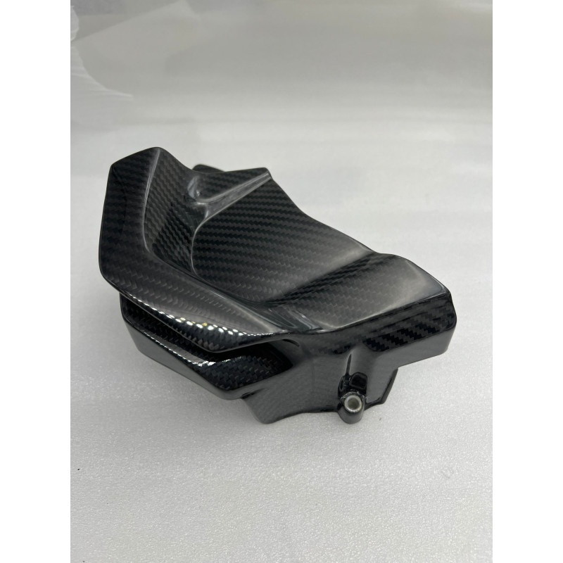 Tapa de Piñón en Carbono YAMAHA FZ1 FZ8 2006 - 2012