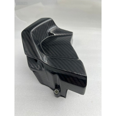 Tapa de Piñón en Carbono YAMAHA FZ1 FZ8 2006 - 2012