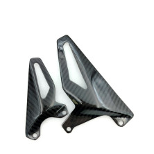 Taloneras de Carbono Panigale V4