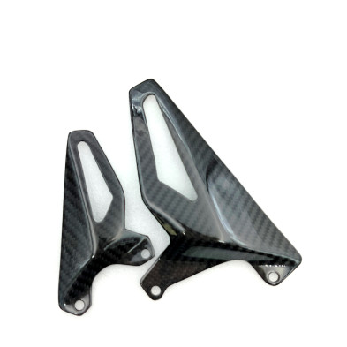 Taloneras de Carbono Panigale V4