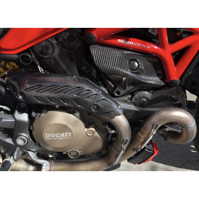 Tapa Lateral Derecha en Carbono Monster 821 1200