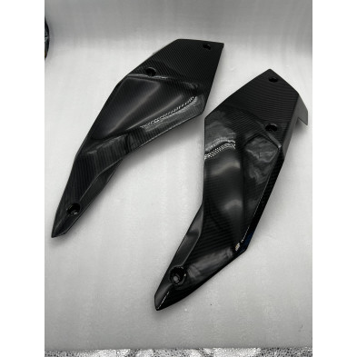 TAPAS LATERALES DE DEPOSITO CARBONO KTM 990 SMT